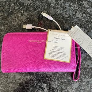 Adrienne Vittadini charging wallet